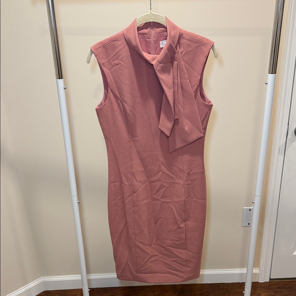 Chic Pink Sleeveless Midi Dress